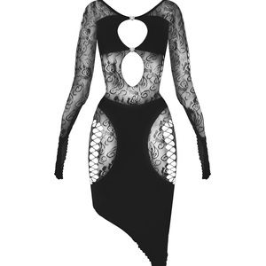 The dress was worn to be tried on. Wasn’t for me, I washed it , now selling it.